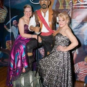 Meet your Posher, Sharon